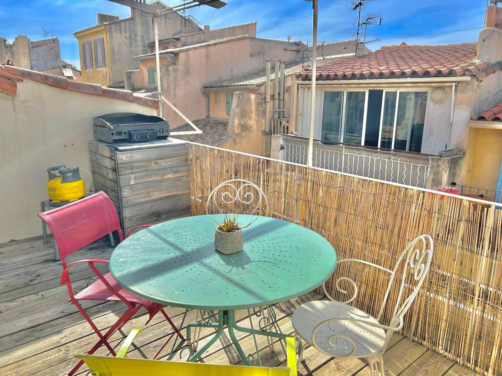 Le Panier - Joli Duplex Centre Ville Historique Avec Grande Terrasse Et Balneo Proche Vieux Port Marseille Exteriér fotografie